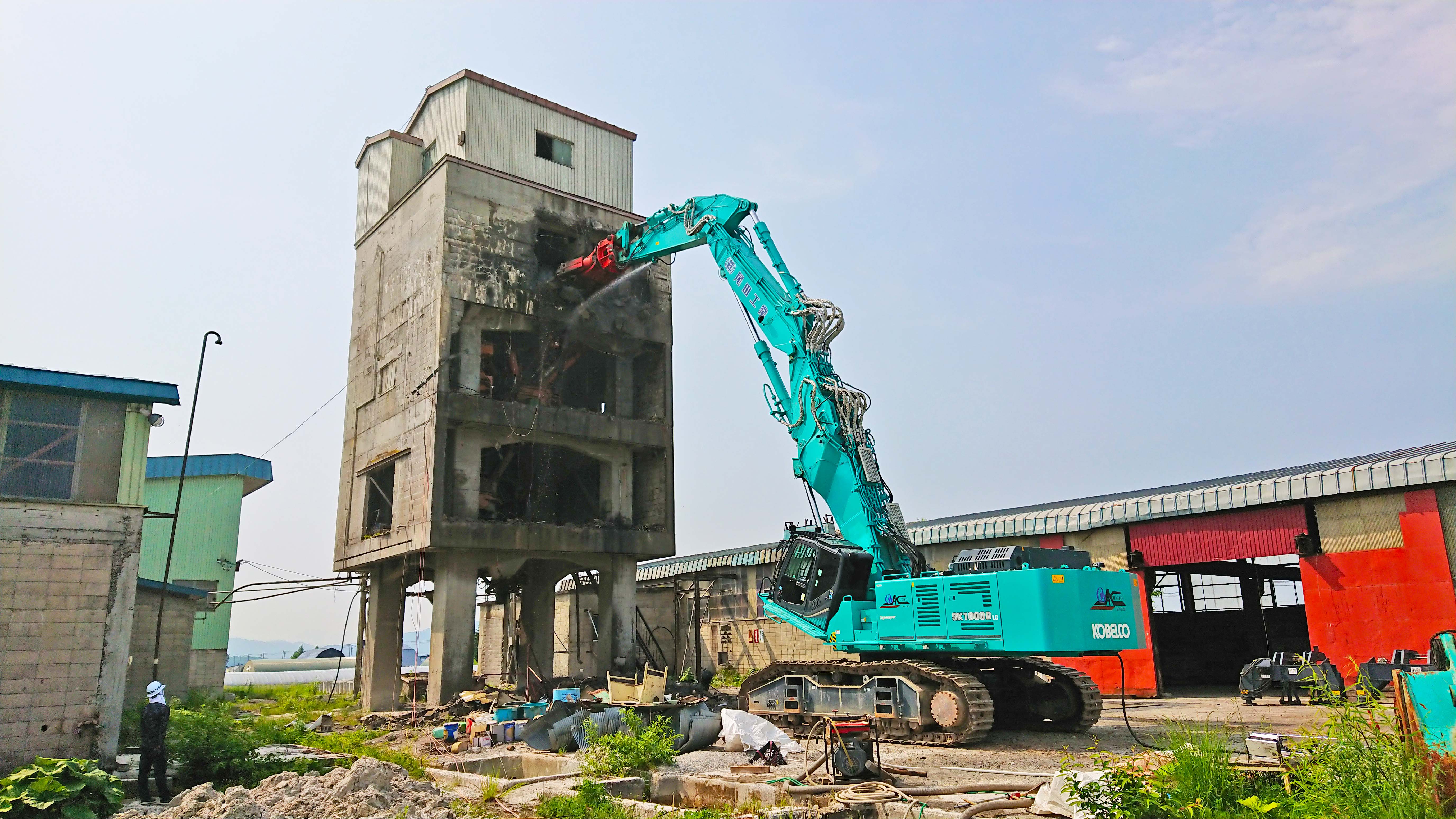 当麻の清水コンクリート解体 | 株式会社 尾田工業